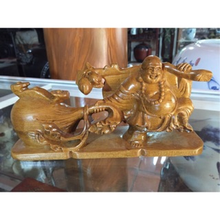 Mọi người mua ông Di Lạc kéo tiền đi ạ làm từ gỗ bách xanh thơm ạ