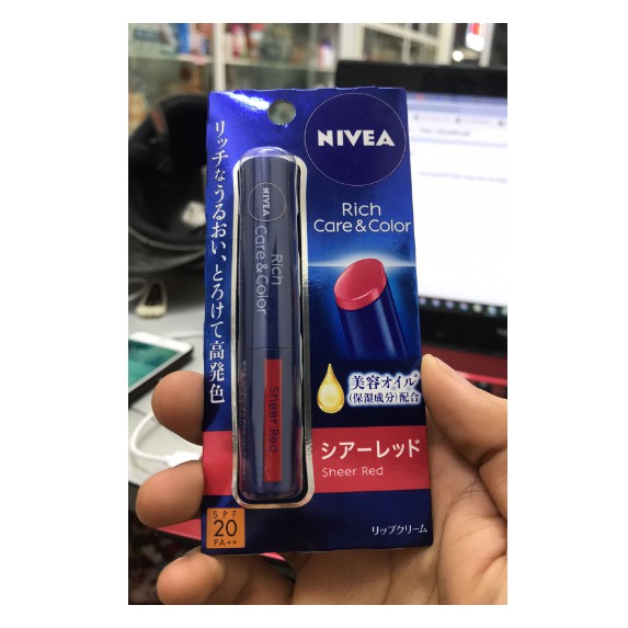 Son Dưỡng NIVEA Màu Đỏ đẹp Sheer Red chống nắng SPF 20 PA++ Nhật Bản