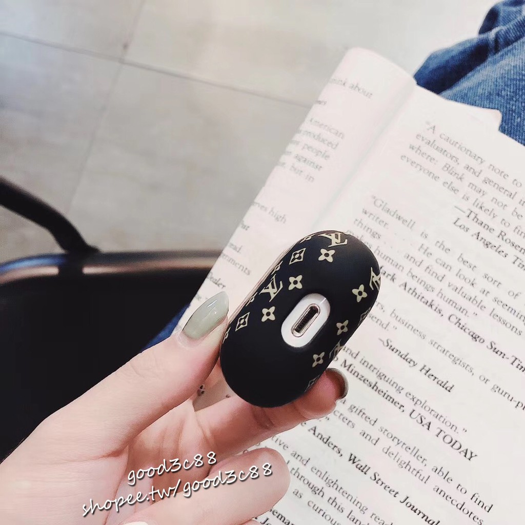 Vỏ bảo vệ hộp đựng tai nghe Airpods in tên các thương hiệu Louis Vuitton Supreme kiểu dáng sang trọng | BigBuy360 - bigbuy360.vn