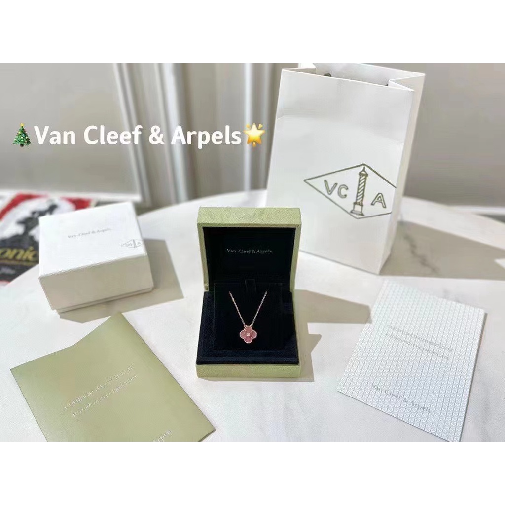 Dây Chuyền Mặt Cỏ Bốn Lá Đính Đá Hồng 18k Phiên Bản Giới Hạn Phong Cách Mới Năm 2021