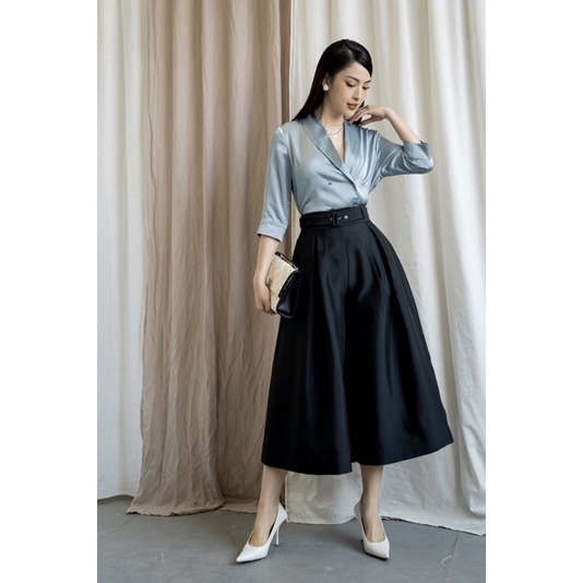 Sixdo newtag áo sơ mi lụa xanh mới nguyên tag M/L