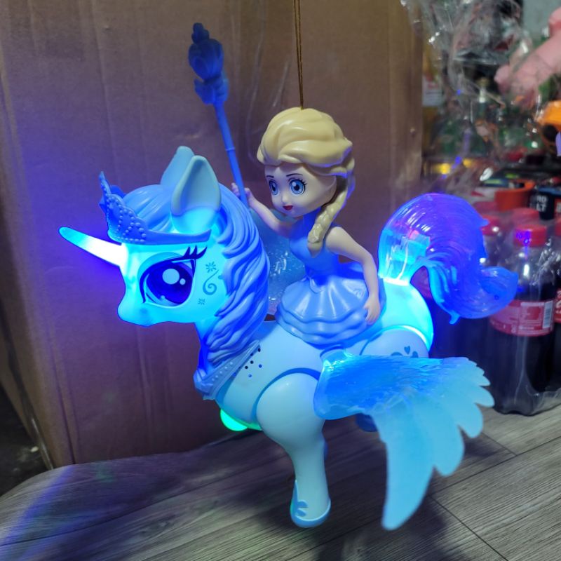 Lồng đèn trung thu búp bê elsa cỡi ngựa pony có cánh thiên thần màu xanh cực đẹp có đèn nhạc cho bé