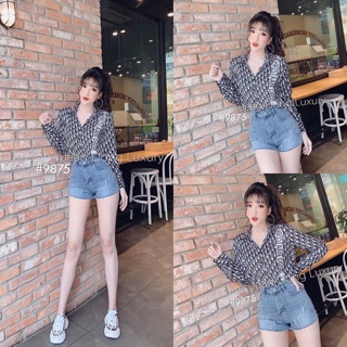 Áo sơ mi hoạ tiết