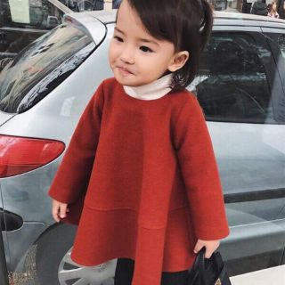 Váy dạ đỏ cho bé