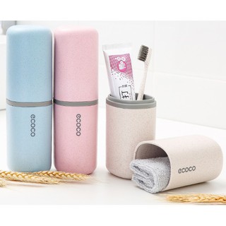 Hộp đựng bàn chải, kem đánh răng, khăn mặt đi du lịch