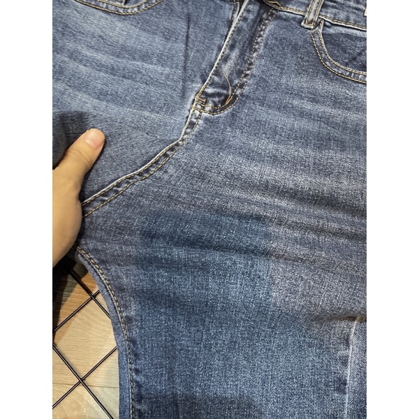 Quần jean ôm rách gối 2 rạch cho nữ