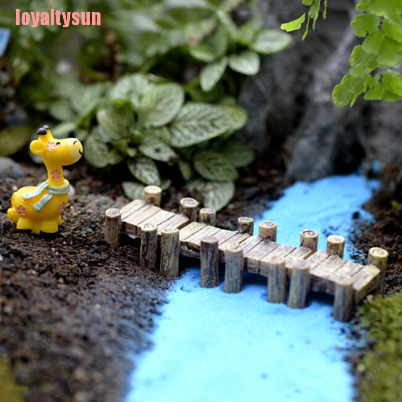 Mô Hình Cây Cầu Gỗ Trang Trí Sân Vườn