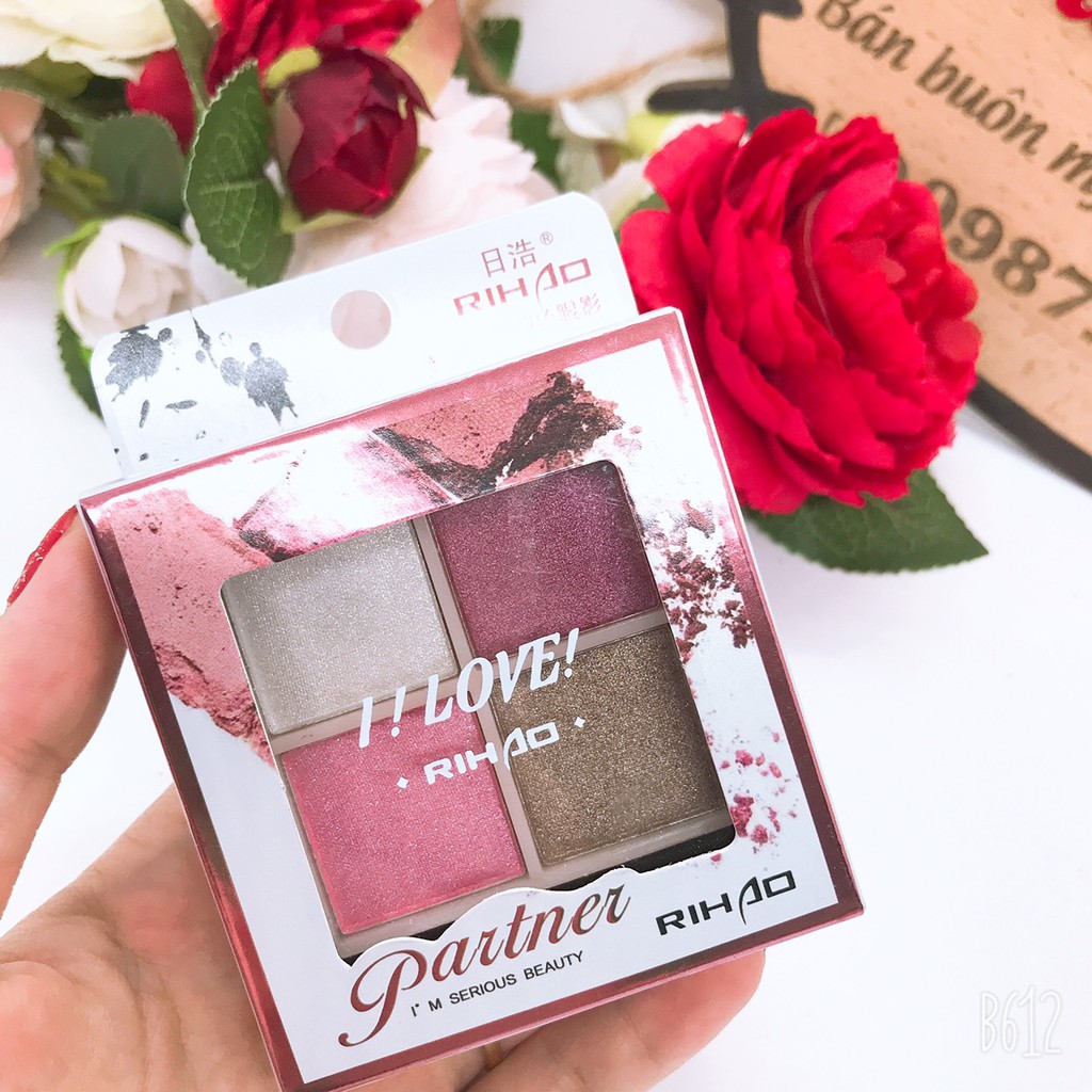 Xả kho phấn mắt nhũ 4 ô I love M211 | BigBuy360 - bigbuy360.vn