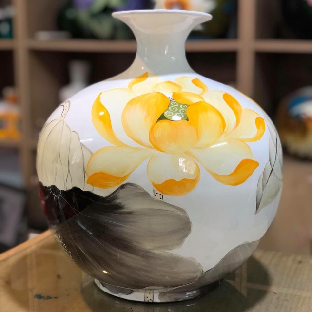 Bình hút tài lộc sơn mài vẽ 3D gốm sứ Bát Tràng cao cấp