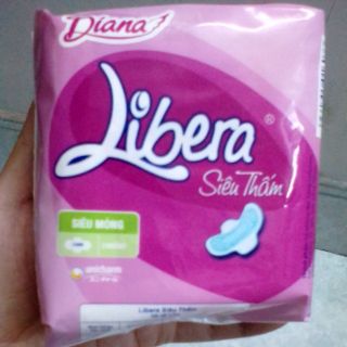 (Mặt lưới)Băng vệ sinh Diana Libera Siêu Thấm mỏng có cánh gói 8 miếng.