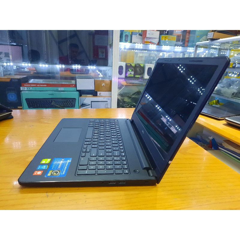 laptop Dell Inspiron 3558 Core i5 5200U vga rời 2g