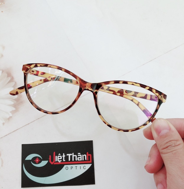 Kính mắt mèo đủ màu sếch vừa lắp được cận | BigBuy360 - bigbuy360.vn