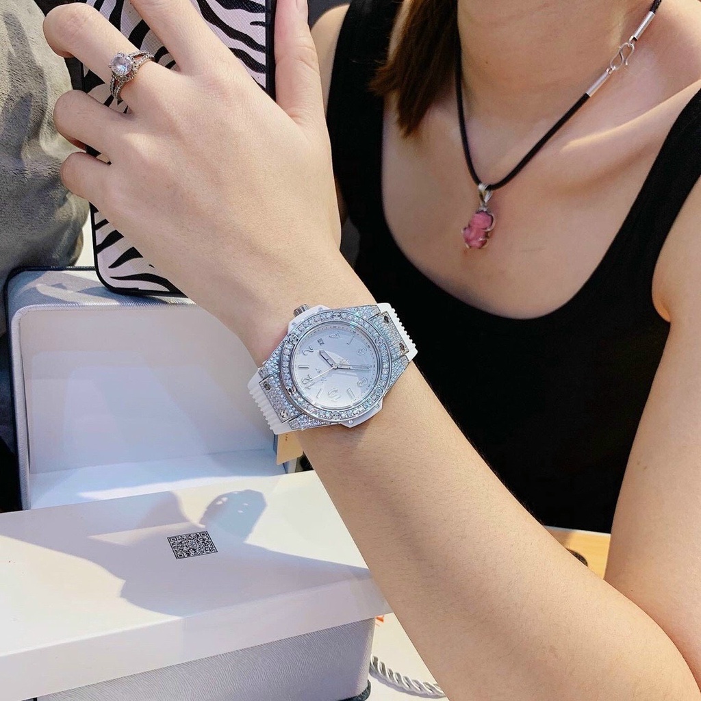 [FULL BOX]Đồng Hồ Nữ HB BIGBANG WHITE FULL Đá-34mm- máy quazt , Chống Nước- Bảo Hành 24 Tháng | BigBuy360 - bigbuy360.vn