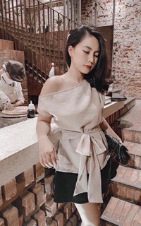 Áo lệch vai buộc nơ 2 màu