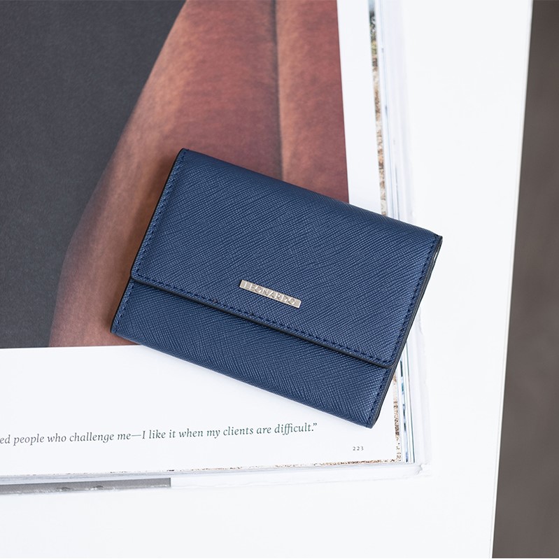 Ví đựng thẻ card holder Kate da Saffiano thương hiệu Leonardo