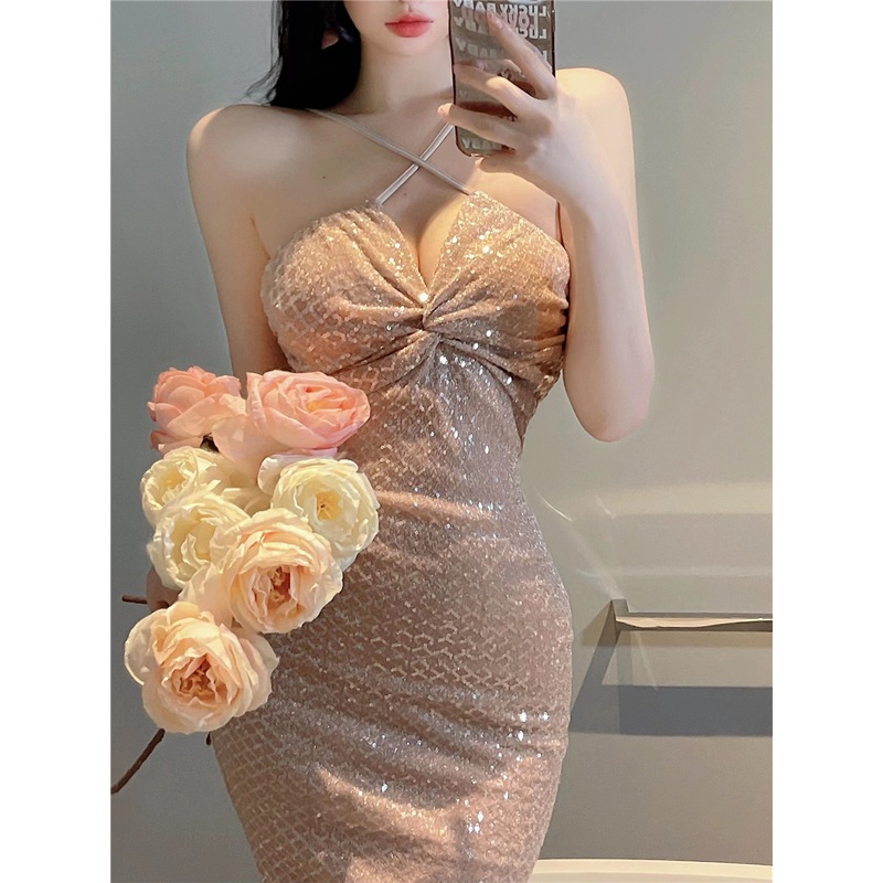 Đầm dự tiệc cao cấp dây đeo váy ống top gợi cảm tính khí eo thon đầm đuôi cá dài ngang lưng đính sequin