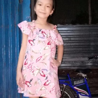 Đầm bé gái rớt vai dễ thương