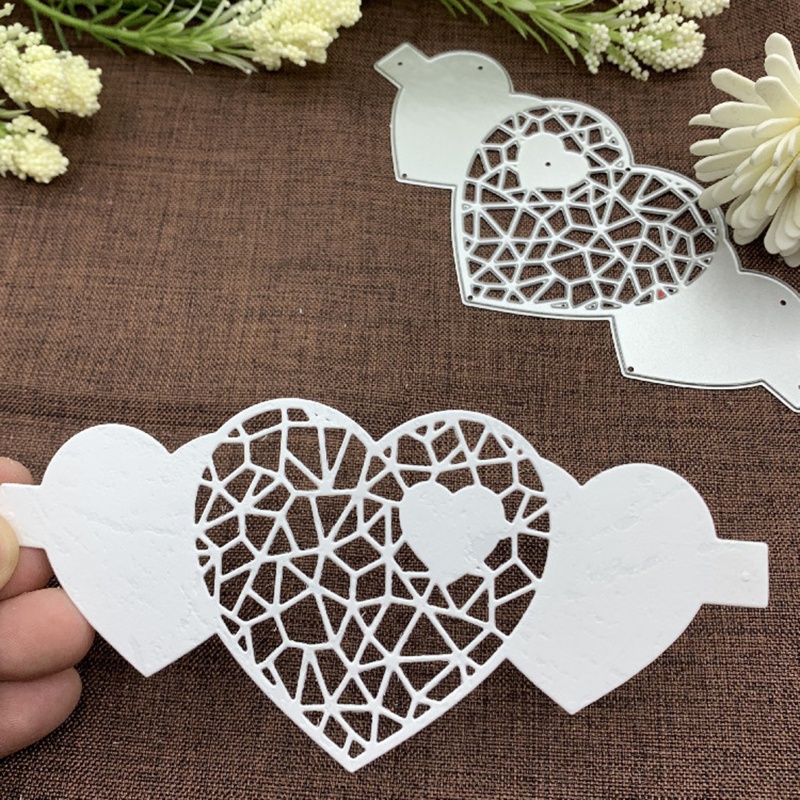 Khuôn Cắt Giấy Làm Từ Kim Loại Hình Trái Tim Trang Trí Scrapbook
