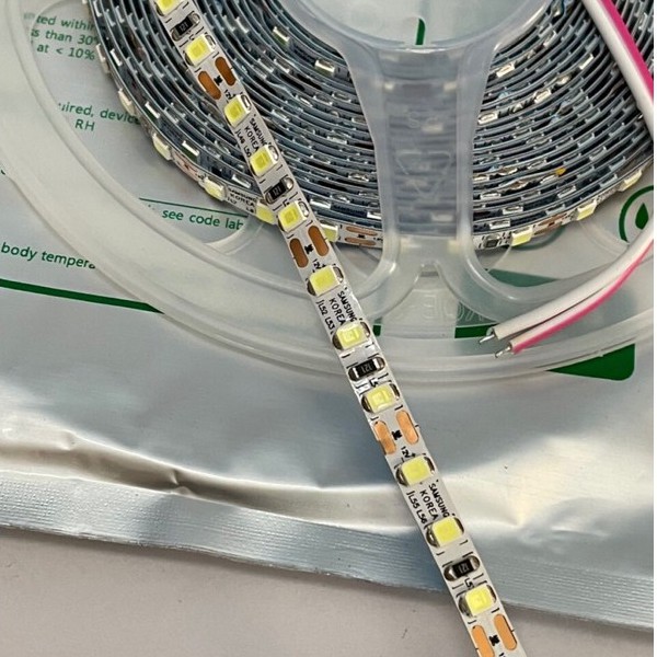 Cuộn Led Dây Dán Bản 5mm 2835 Siêu Sáng SamSung