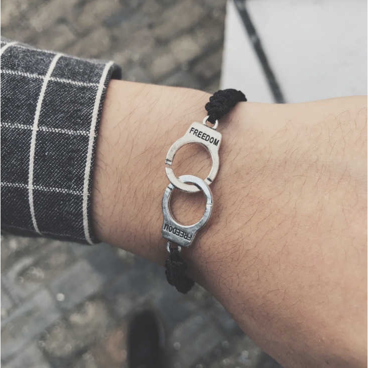 [Mã FASHIONCB232 hoàn tối đa 15K xu đơn 50K] Vòng tay đan dây thủ công thời trang cho cặp đôi | BigBuy360 - bigbuy360.vn