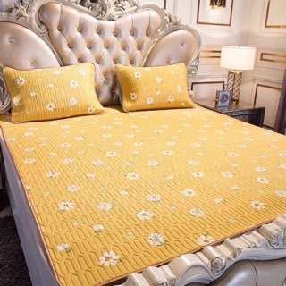 CHIẾU ĐIỀU HOÀ CAO SU NON ( mẫu cúc hoạ mi vàng