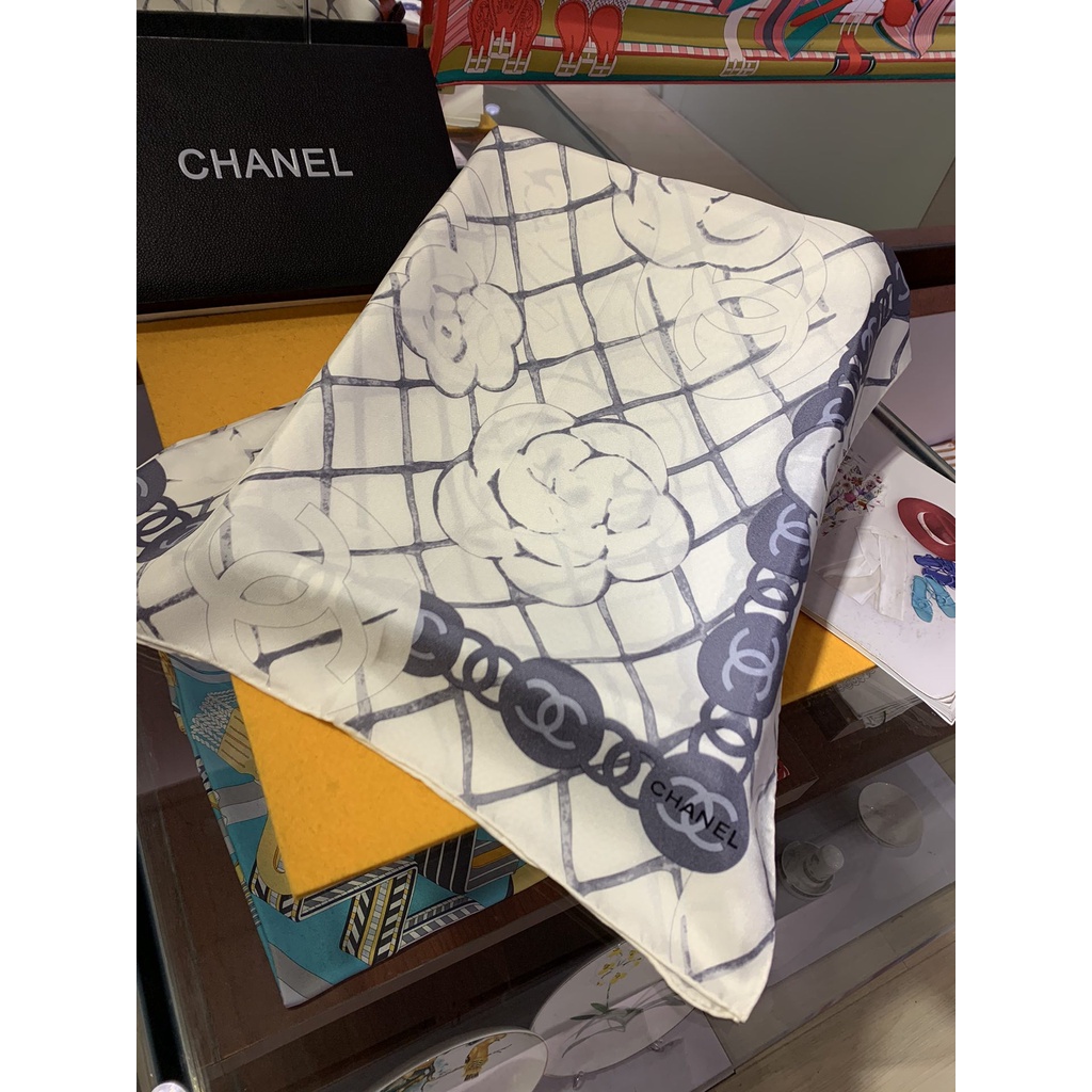 Khăn Lụa Vuông In Họa Tiết Sang Trọng 35 '' x35 ''