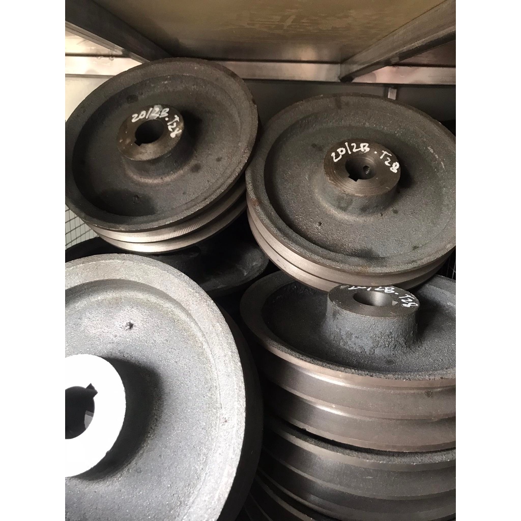 BuLy Gang 200mm 2 Rãnh B lỗ trục 24 - 28 Bánh Xe Cao Su BL200/2B