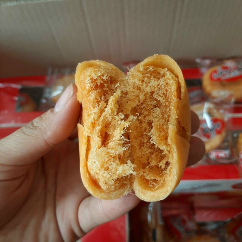 Bánh chà bông gà jambon trứng muối M&D Thái Lan 550g, đồ ăn vặt Thailand