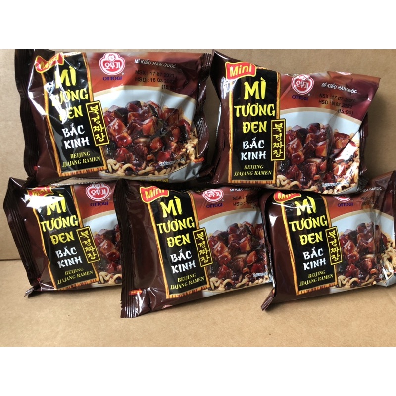 Mì tương đen Bắc Kinh gói mini 83g Ottogi | BigBuy360 - bigbuy360.vn