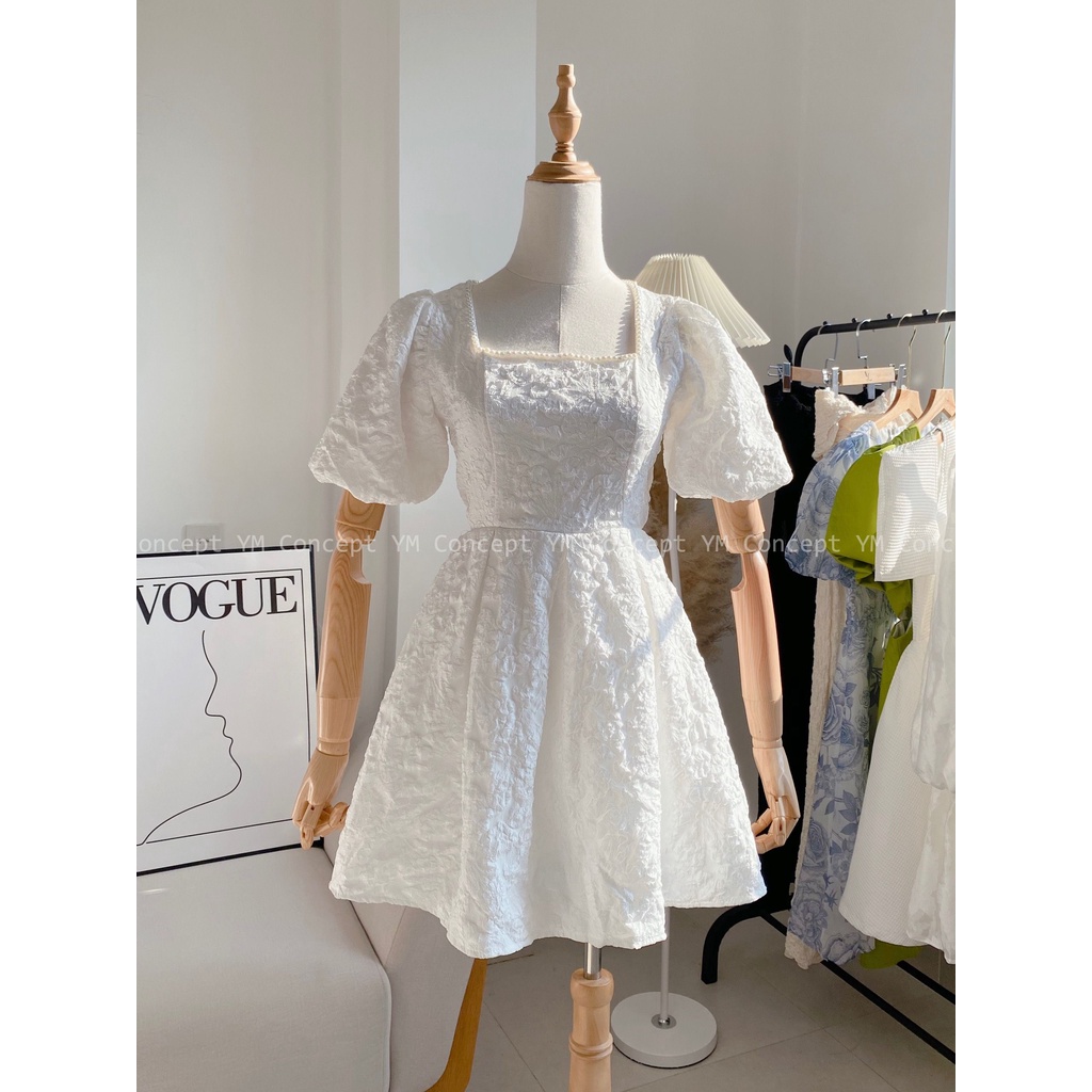 Đầm Gấm Cổ Vuông Khoét Eo - YUME Y0520