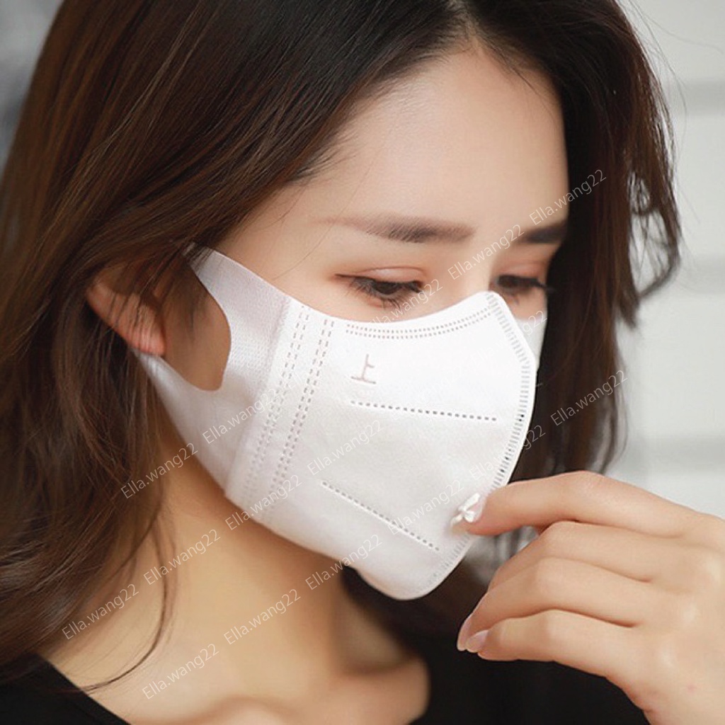 Khẩu trang 3D Màu trắng đen Quai đeo mềm mại Không bị đau tai