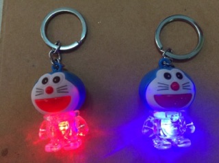 Móc khoá Doraemon có đèn