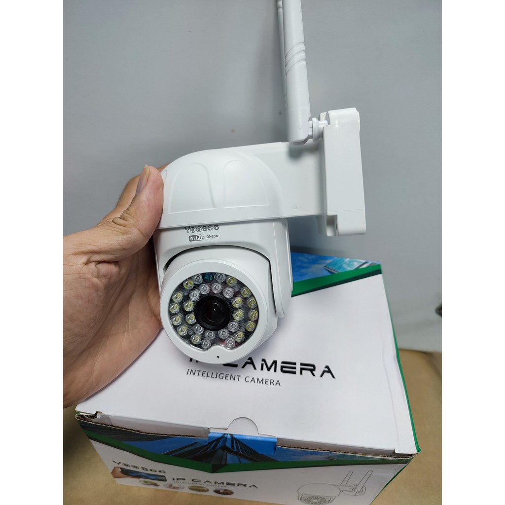 Camera PTZ Yoosee ngoài trời xoay 360 độ - đàm thoại- có màu ban đêm