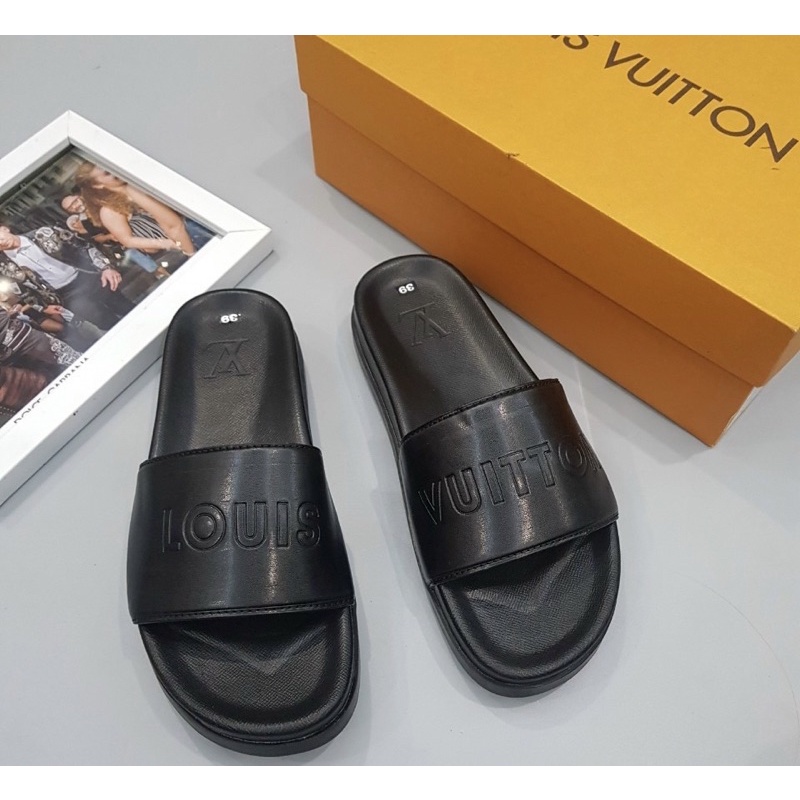 Dép da quai ngang có hoạ tiết dập chìm đế chống trơn, Dép thời trang trẻ trung phong cách đơn giản btshop từ 38 đến 42