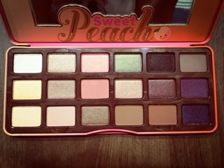 Phấn mắt Too Faced Sweet Peach Eyeshadow Palette