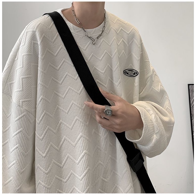 Áo Sweater cổ tròn dáng rộng ba chiều thiết kế độc đáo