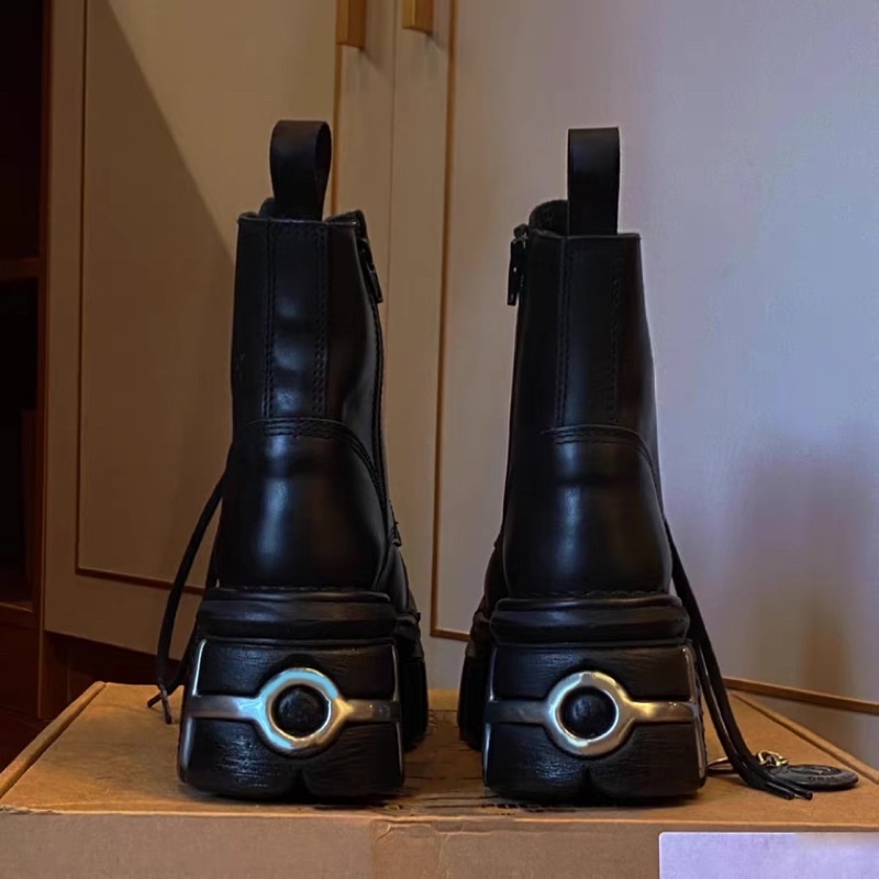 BỐT L104 GOTHIC ROCK ĐẾ CAO 6CM