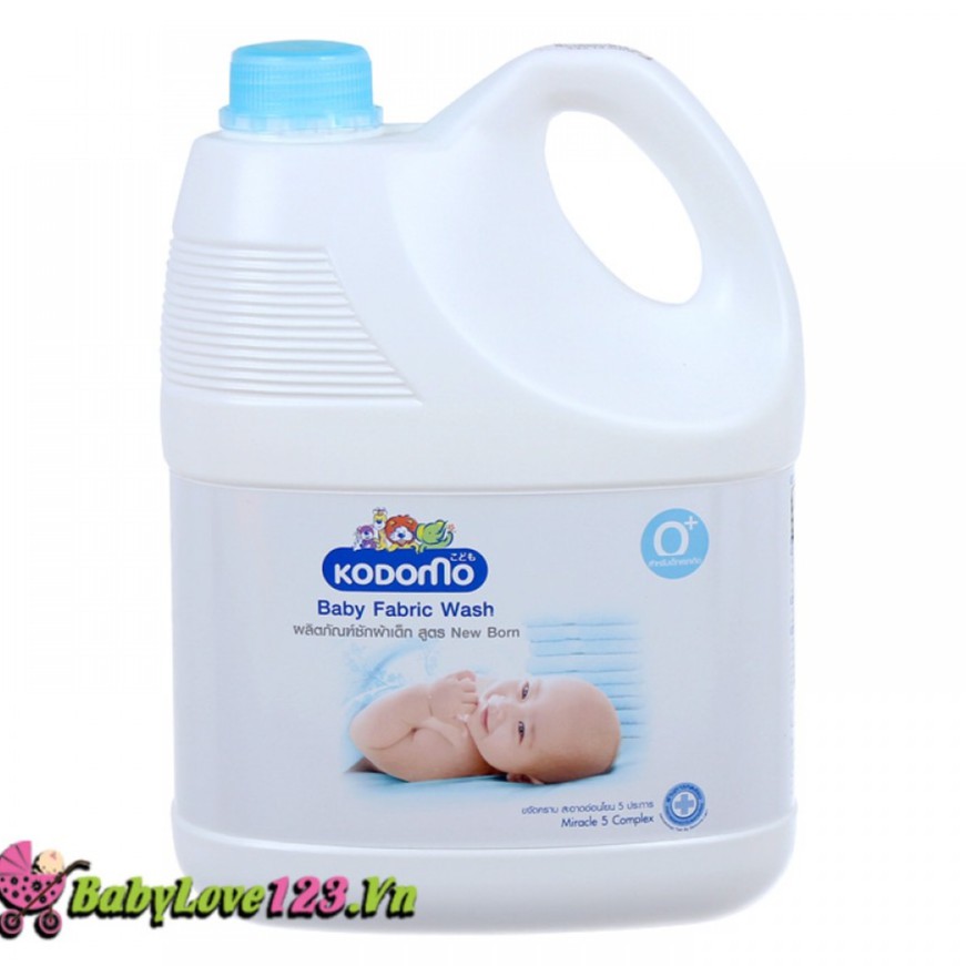 (Chính Hảng CTy Trí Việt ) Nước Giặt Xã Kodomo Cho Bé Dịu Nhẹ Không Kích Ứng Da 3000ML Xanh - Hồng