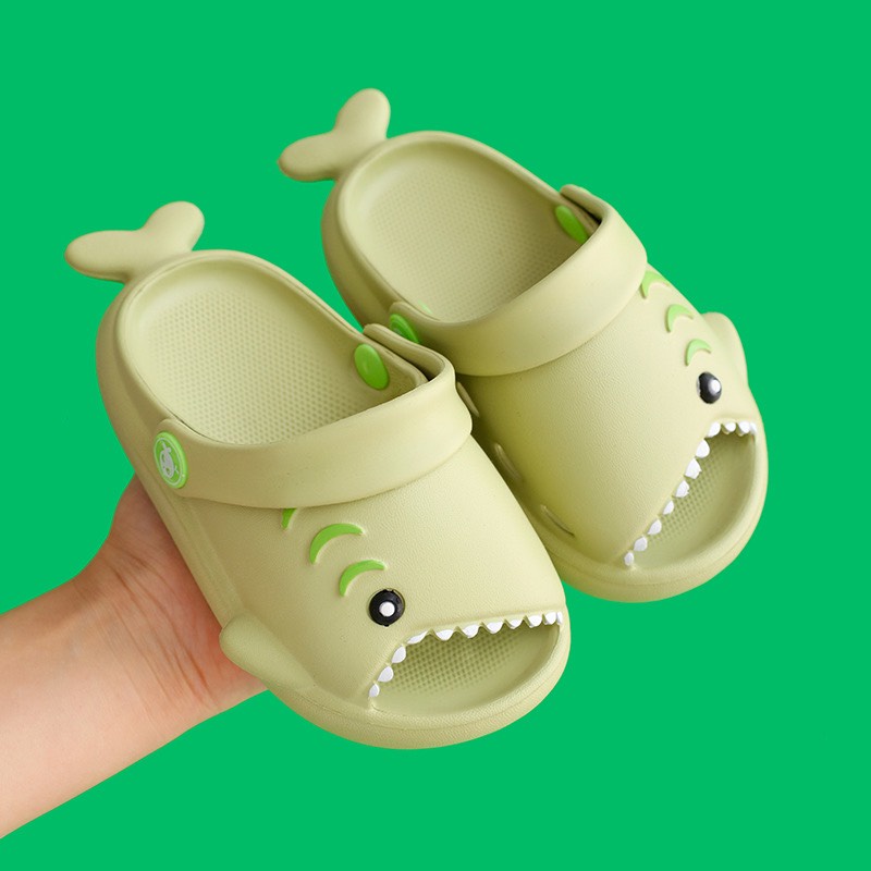 Dép Sục Trẻ Em Cá Mập Baby Shark Siêu Êm Chống Trơn Trượt Chân 13-18cm Từ 1-5 Tuổi M033