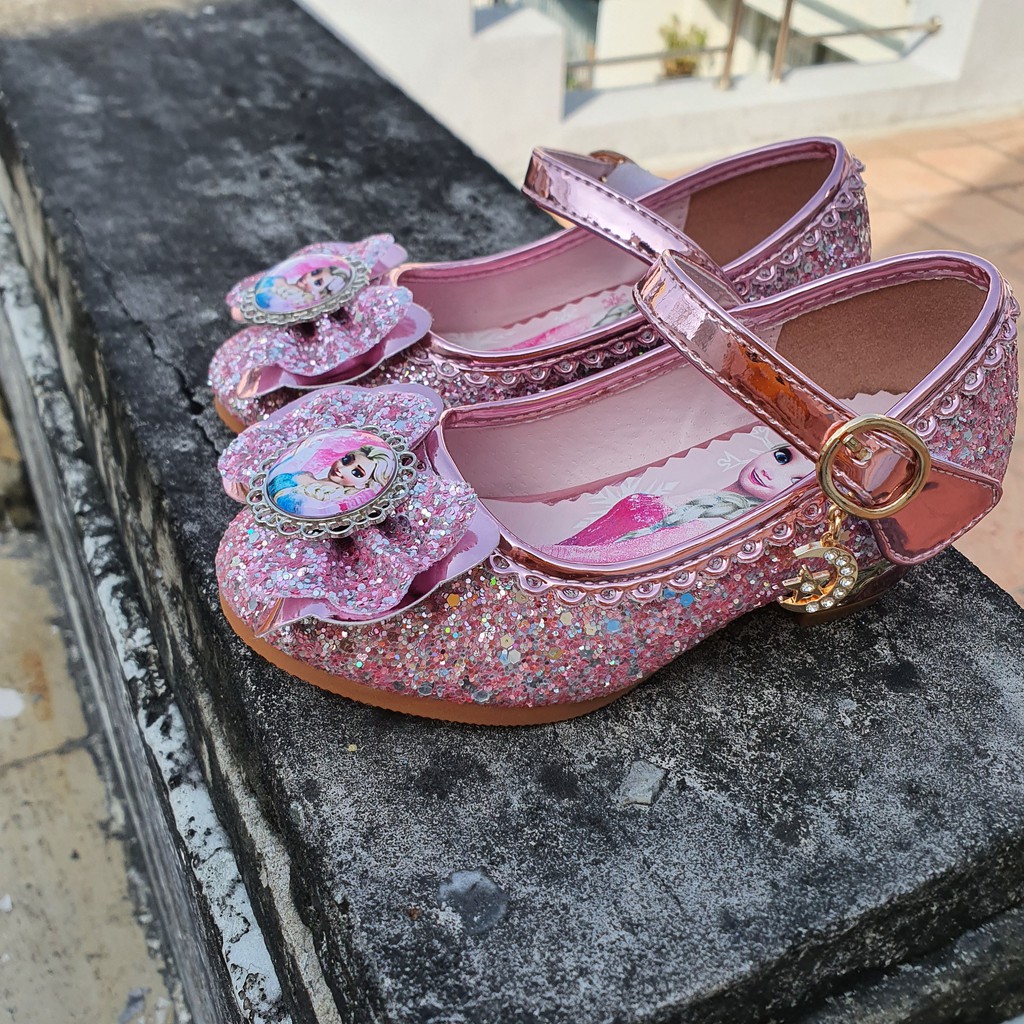 Giày công chúa cho bé gái Elsa cao gót kiểu dáng búp bê bít mũi