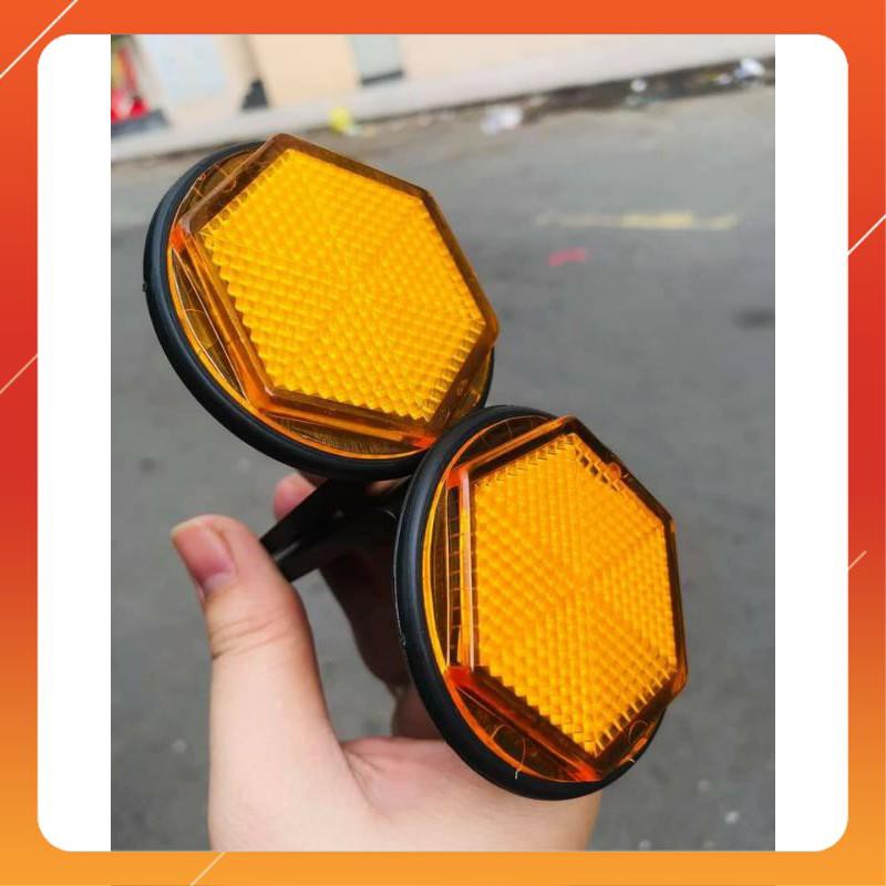 Mắt mèo phản quang hình lục giác kèm pát sau bảng số màu sắc đa dạng