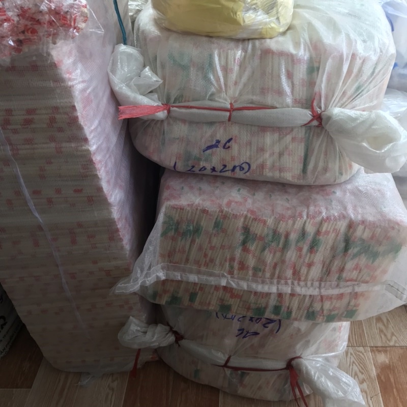 1 bịch 20 đôi đũa tre dùng 1 lần vệ sinh và tiện lợi