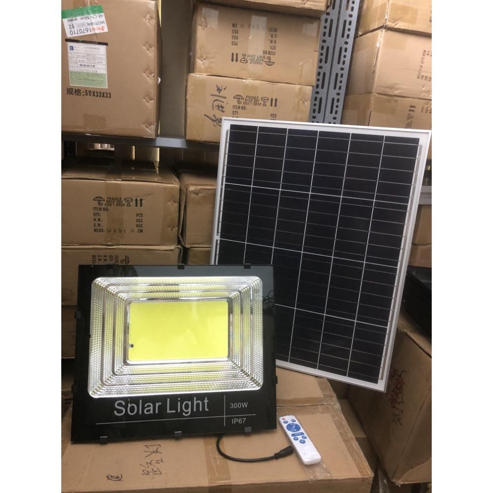 Đèn Năng Lượng Mặt TrờI, Đèn Pha Năng Lượng Mặt Trời 200w