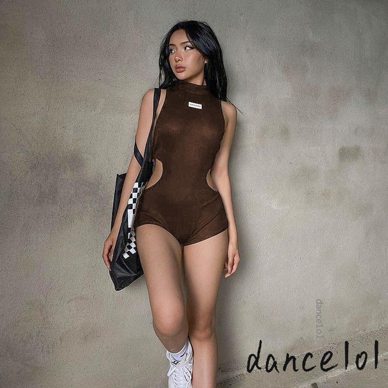 Áo liền quần Không Tay Thêu Chữ dance1o1