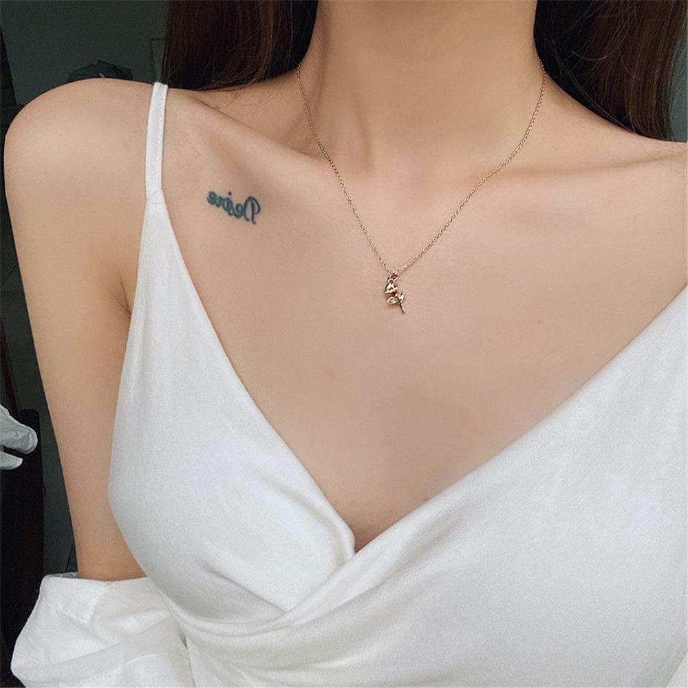 Vòng cổ Hợp Kim Mặt Hình Hoa Cúc Thời Trang