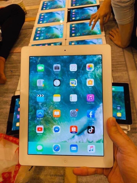 Máy tính bảng Apple ipad 4 4G Wifi Rentina Chính Hãng . Pin 11800mah màn hình 9.7 inh | BigBuy360 - bigbuy360.vn