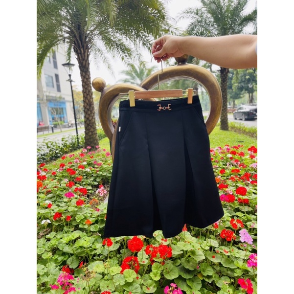 Chân váy xoè xếp ly chất đẹp không bai xù dễ phối các loại áo thời trang GEM.VN | BigBuy360 - bigbuy360.vn