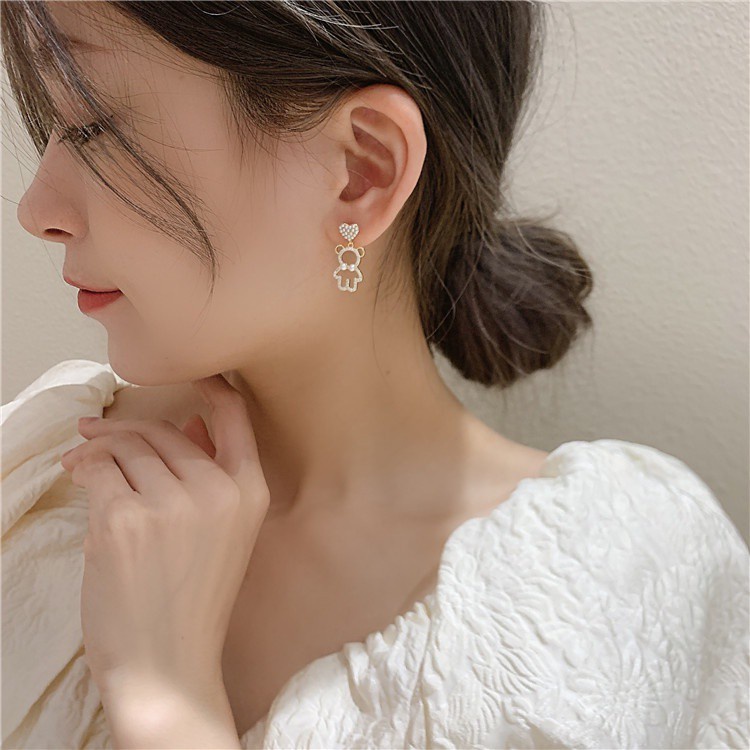 Bông Tai Hình Trái Tim Đính Đá Lấp Lánh Dễ Thương Phong Cách Hàn Quốc Cho Nữ