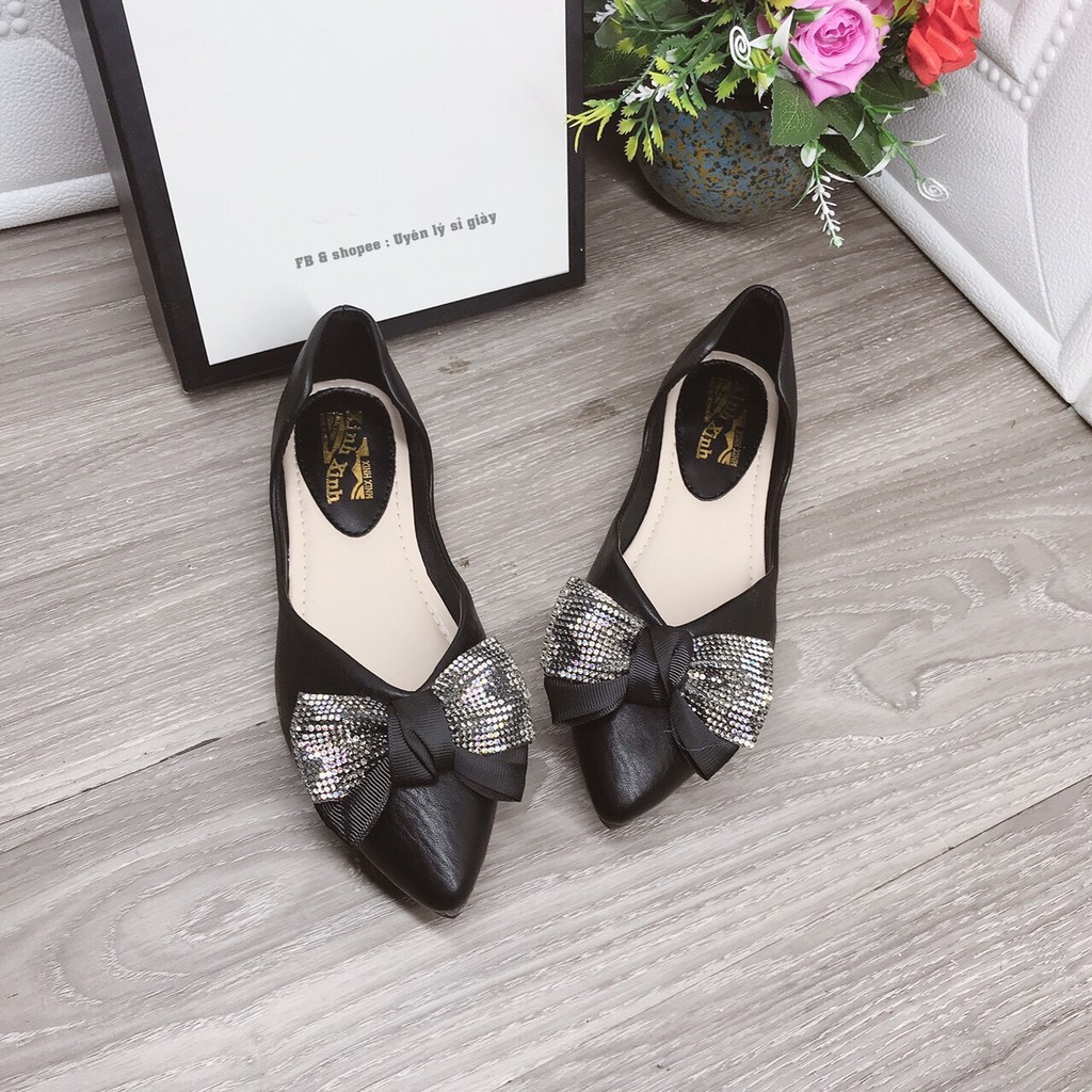 Giày đế bằng nữ mũi nhọn nơ bạc chất da bóng và da lì
