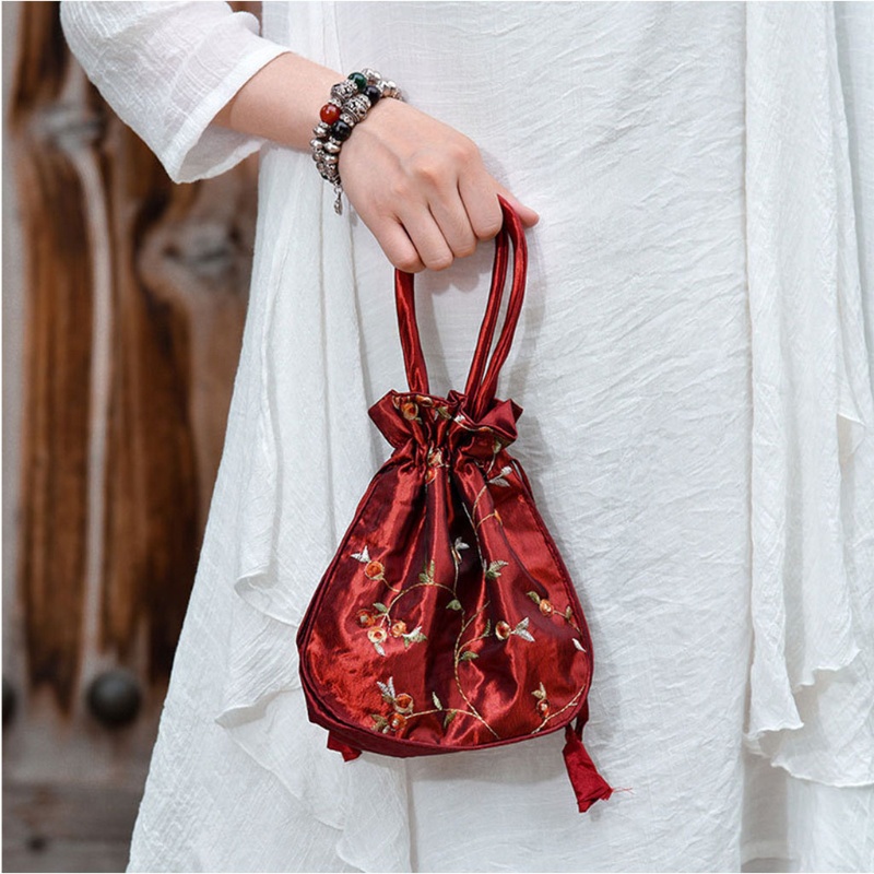 Túi Xách Nữ Thêu Hoa Thời Trang Vintage